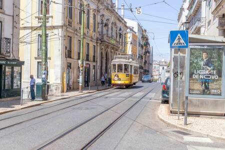Old Town Chiado Balcony Aircon By Ld Apartments Lissabon Exterior foto