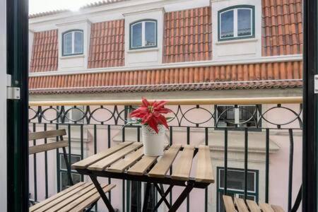Old Town Chiado Balcony Aircon By Ld Apartments Lissabon Exterior foto